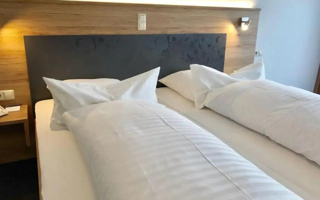 TIPTOP Hotel Hirt