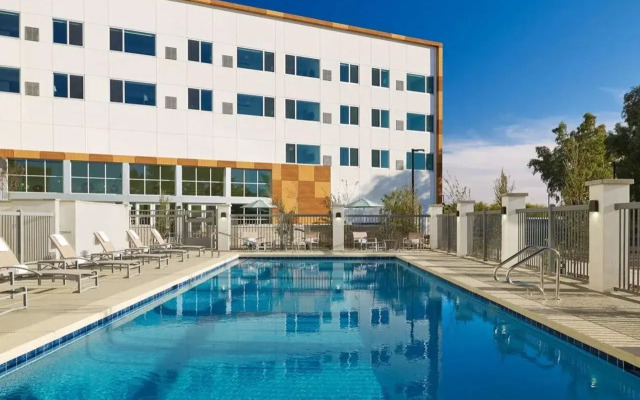 Element Chandler Fashion Center