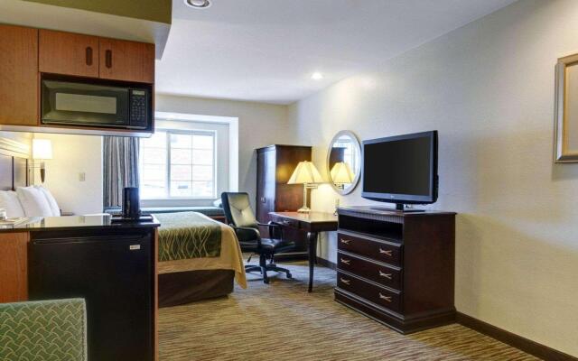 Spark by Hilton Sterling Dulles Airport