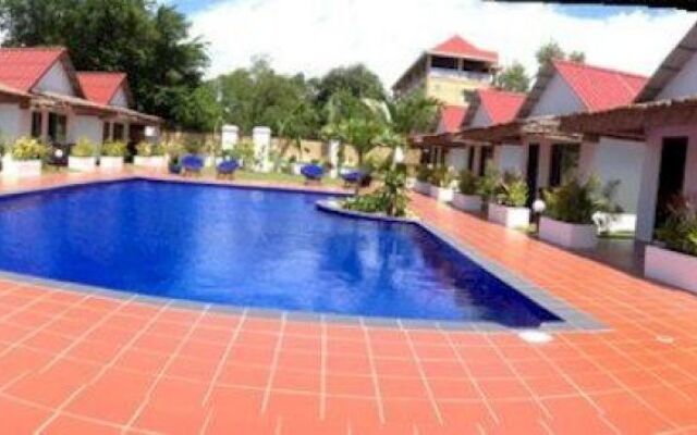 French Garden Resort