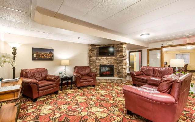 Econo Lodge Mayo Clinic Area