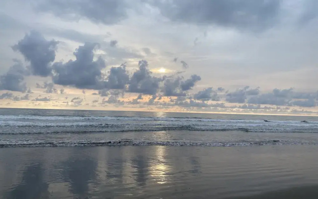 Marand Beach Resort
