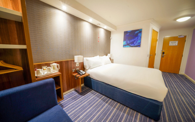 Holiday Inn Express Glenrothes by IHG