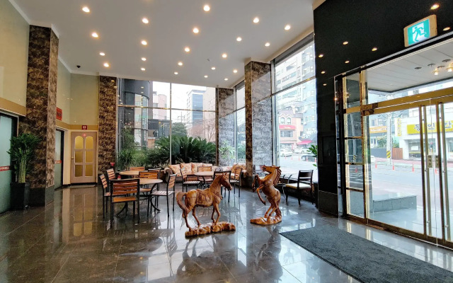 Sky Leaders Hotel