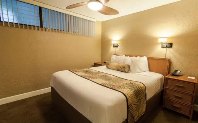 Kona Reef Resort