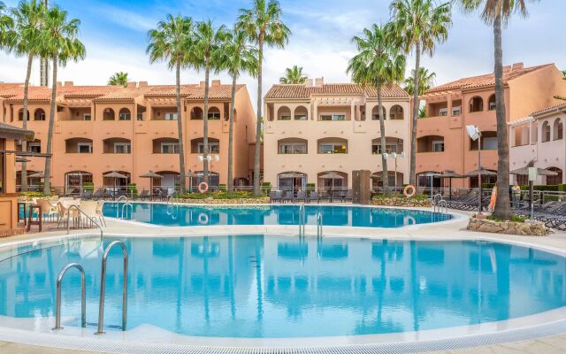 Los Amigos Beach Club Hotel