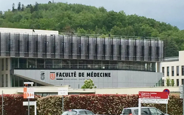 Appartement en face Hopital Nord