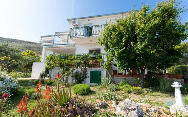 Rina Vacation home