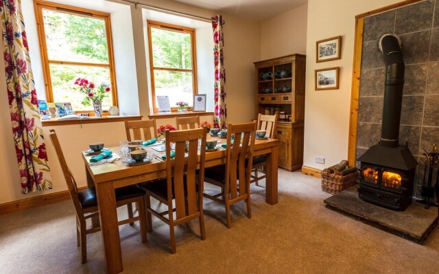 Braemore Square Country House