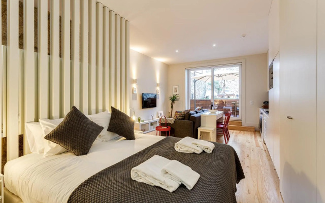 Pinheiro Terrace Downtown Apartment by DA'HOME