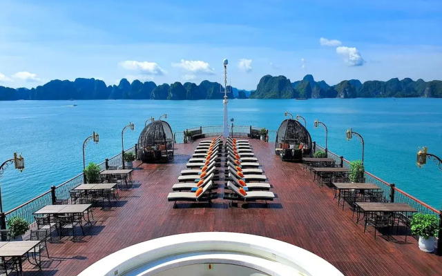 Indochine Premium Halong Bay