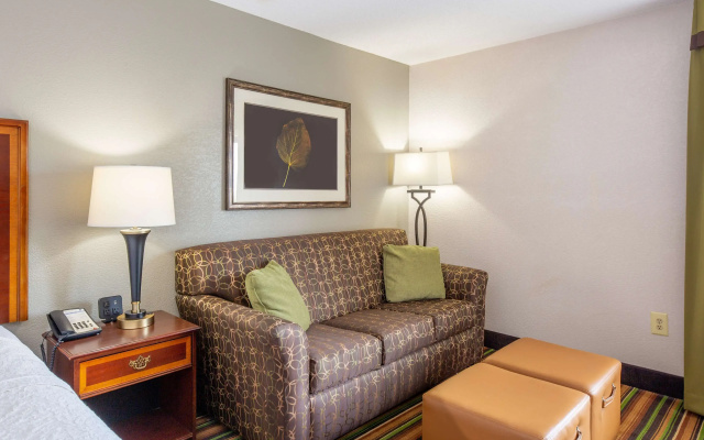 Hampton Inn Winston-Salem Hanes Mall
