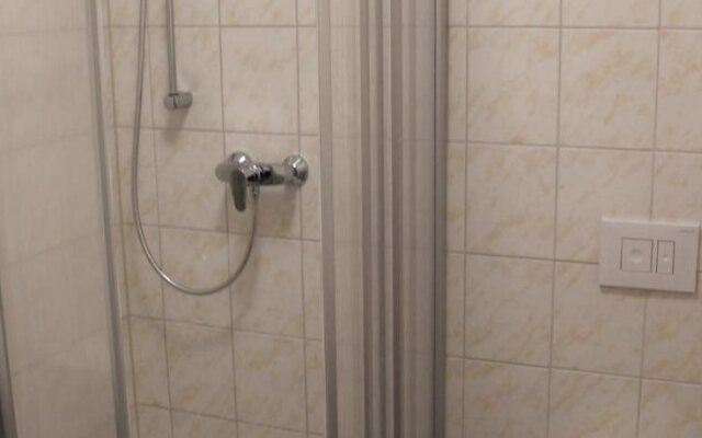 Hotel Pension garni Schwerin-Unterkunft