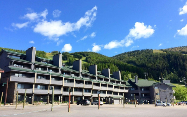 Edelweiss Condominiums