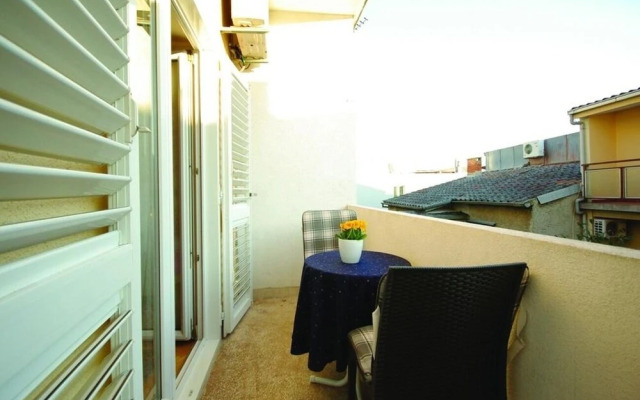 Ljuba - 130 Meter From sea - SA6
