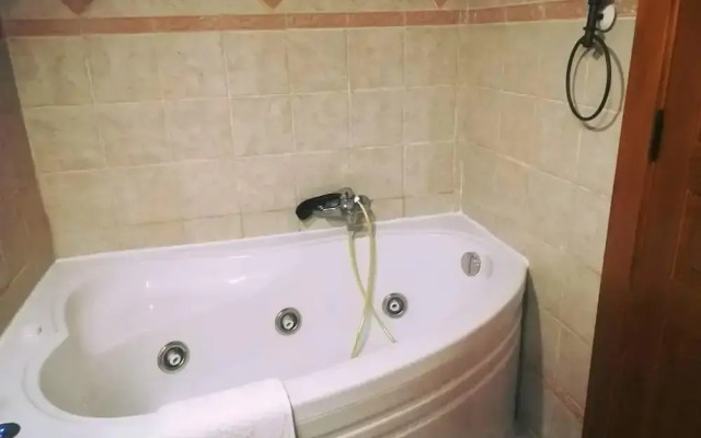 El Roblón De Cabuerniga