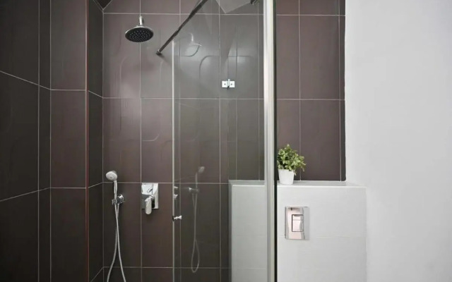 Classy 2BR in Amsterdam by HolyGuest