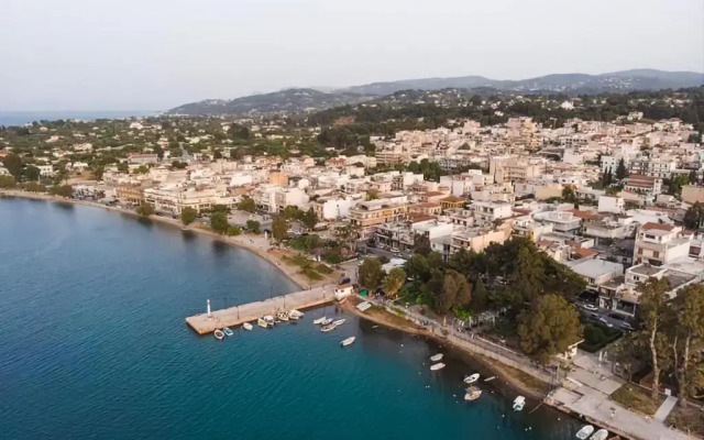 Bright apartment in Nea Palatia • Oropos