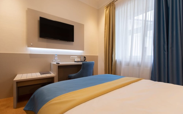 Standard dark Twin room (twin beds) — фото 2