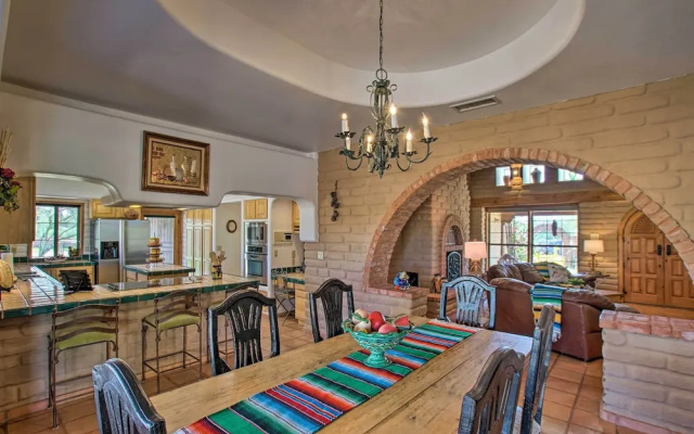 Pet-friendly Cave Creek Villa w/ Backyard Oasis!