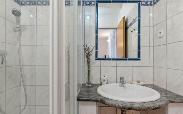 Snug Apartment in Pu?iš?a Near the Beach