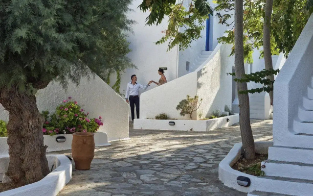 Rocrita Lifestyle Beach Resort