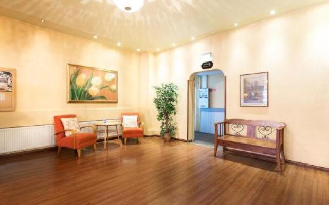 Hotel Milton