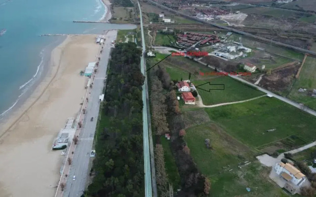 La collinetta sul mare
