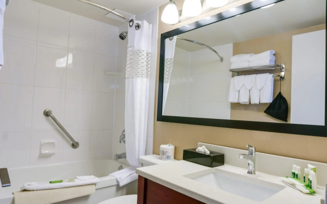Best Western Plus Suites Downtown