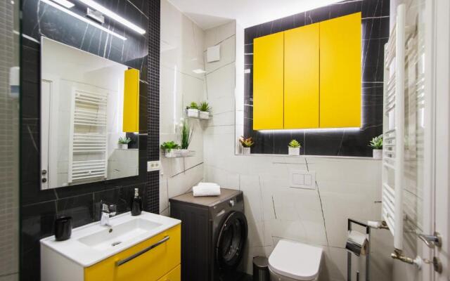 Romantic getaway at West Residence