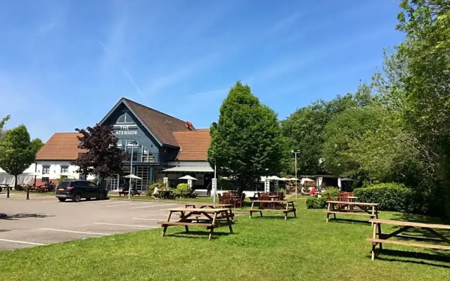 Waterside by Greene King Inns