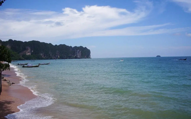 Klong Muang Inn