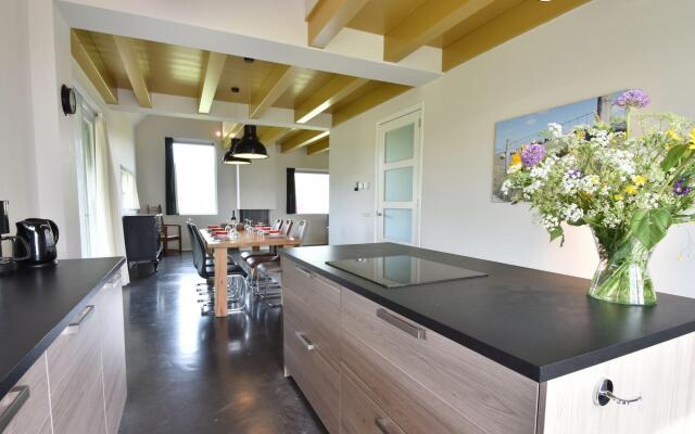 Seaside Villa With Garden