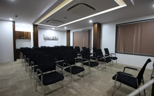 Hotel Majestique pune