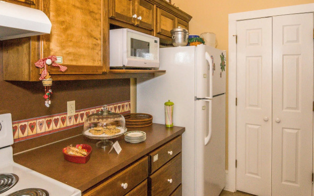 Holly House of Hamilton