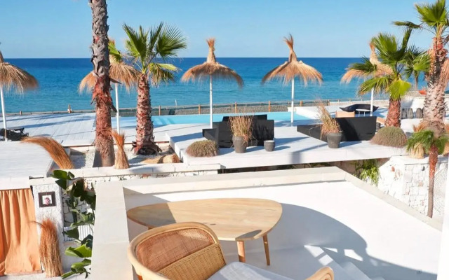 Playa Paraiso Beach Resort