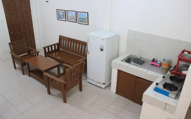 Coron Village Lodge
