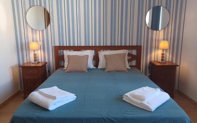 Quinta Velha Village