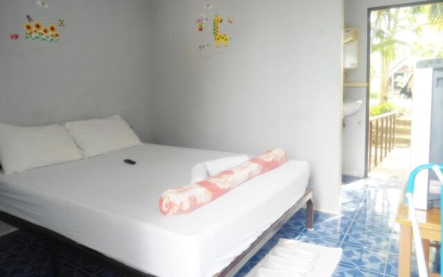 Khura Buri Tararin Resort