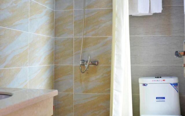 Guilin Style Art Theme Hotel