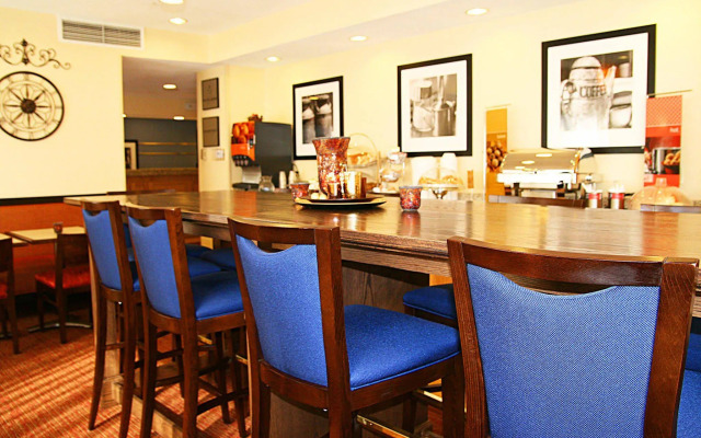 Hampton Inn Zanesville