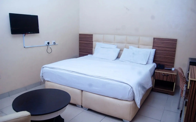 Oasis Green Garden Hotel