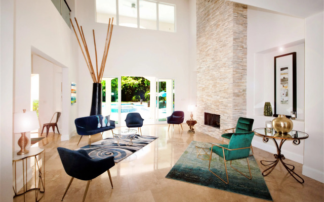 Bel Air Luxury Mansion