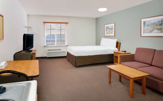 WoodSpring Suites Fort Wayne