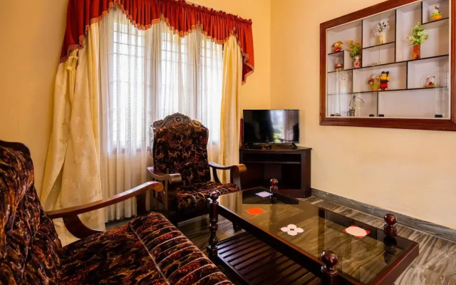 OYO 14172 Home Modern 2 BHK Palarivattam