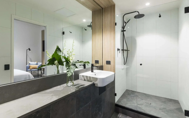Oaks Cairns Hotel