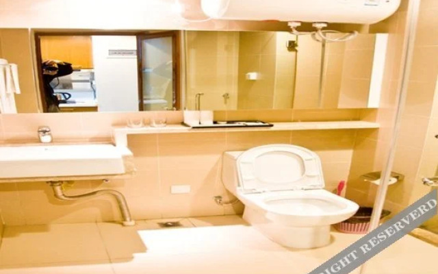 Qianke Hotel(Huizhou Jiangbei Jiazhaoye Center Branch)