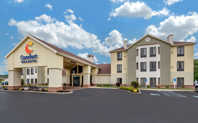 Comfort Inn & Suites Warsaw near US-30