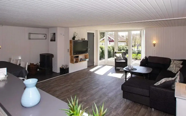 6 Person Holiday Home in Hemmet-by Traum