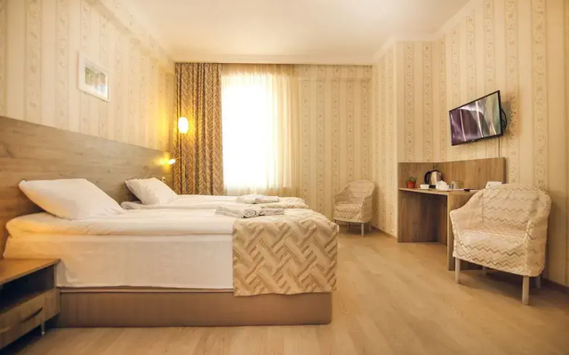 Hotel Kera